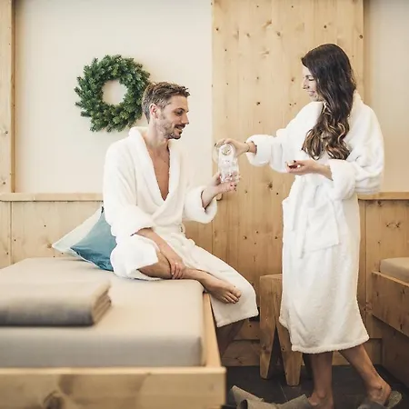 Otel Johanna Mitten Im Oetztal 4*