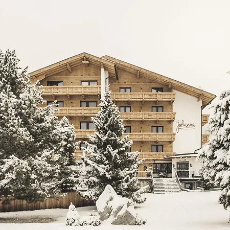 Отель Johanna Mitten Im Oetztal