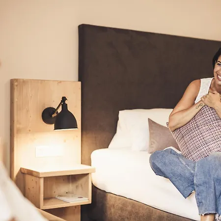 Otel Johanna Mitten Im Oetztal