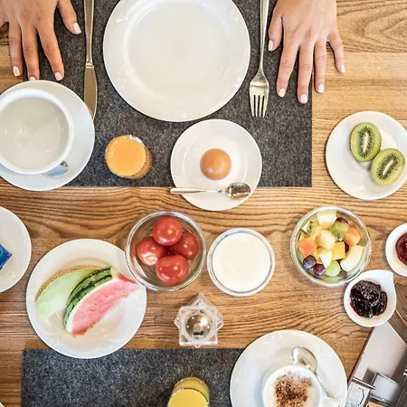 Johanna Mitten Im Oetztal